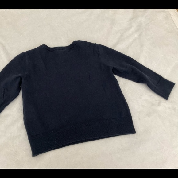 Gap sweaters 2T toddlers - Picture 2 of 9